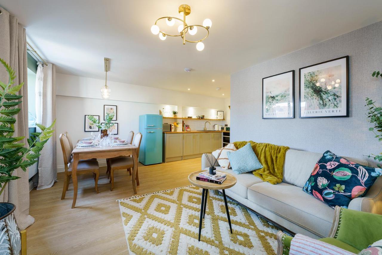 Evergreen - 2 Bed Luxury Apartment By Mint Stays Bristol Exteriér fotografie